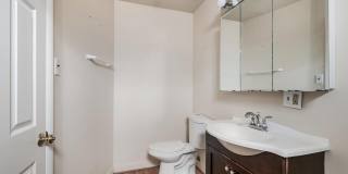 937 CHRISTIAN Street Gallery 9