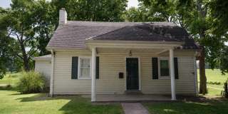 804 Golfview Drive – 4 Bed / 2 Bath – $3,400/Month Gallery 1