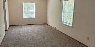3 bd, 2 ba house in east campus across from Boone Hospital, walk to campus and downtown, great shape, w/d and lawncare included 3 bd, 2 ba house in east campus across from Boone Hospital, walk to campus and downtown, great shape, w/d and lawncare included Gallery 9