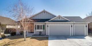 971 Iris Lane Gallery 1