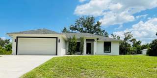 PORT CHARLOTTE Gallery 1