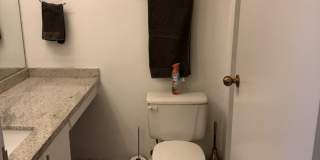 401 E Ontario Street Gallery 12