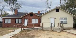 504 East Adair Street Gallery 1