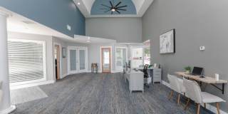 Royal Pointe Gallery 15