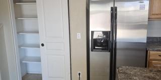 44304 W VINEYARD Street Gallery 4