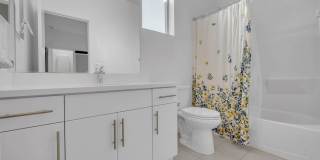 357 Crate Ave Gallery 21