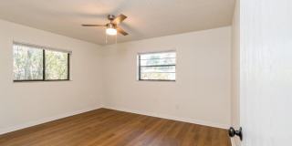 0957 - Xanadu Gallery 14