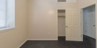 10 N Tenth St Gallery 13