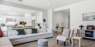 4221 W Carmen Street Gallery 5