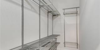 805 Peachtree Street NE Gallery 21