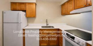 3211 SE Wake Street Gallery 2