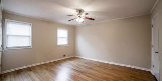Monon Living Gallery 76