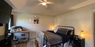 Spacious 4BR Home in Seven Oaks with Garage & Fenced Yard Gallery 30