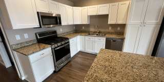 821 Foxglove Dr Gallery 1