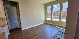 810 Elm Park Drive Gallery 31