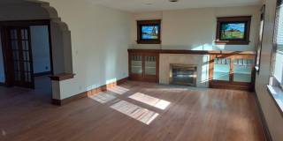 5301 S Broadway Gallery 6