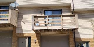 Near Med Center 2 Bedroom, 1.5 Bathroom Townhouse Available 8/5/26 Gallery 1