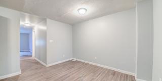 03 - 438 Kathleen Gallery 1