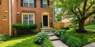 10237 GREEN HOLLY Terrace Gallery 1