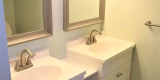 Cute Ranch Style Home - Fenced Yard Gallery 14