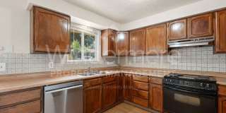 Charming 4-Bedroom Home with Garage & Spacious Yard! Gallery 13