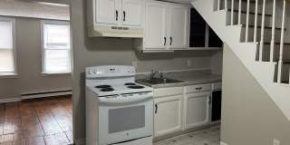 329 N. Loudoun St #3 Gallery 1