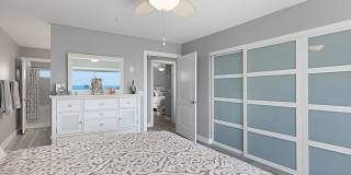 910 N Pacific St Gallery 17