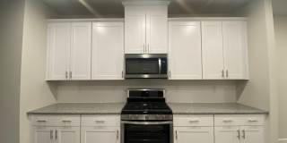 Room in 4 Bedroom Townhome at Memorial Pkwy Room in 4 Bedroom Townhome at Memorial Pkwy Gallery 4