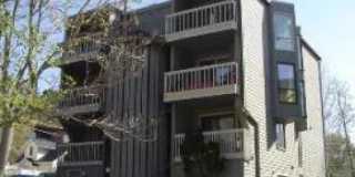 2bed/1bath Condo on West Pearl - Available August 6th! Gallery 1