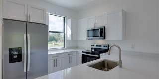 714 W 12th Street Gallery 9