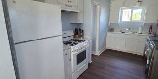 1521 Gold Gallery 16