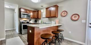 Brand New Home Walking distance to Spooky Nook Gallery 27