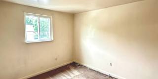 Well-Maintained 2 Bed, 1 Bath Townhome in Munhall - Central AC & Heat, Integral Garage - Available Immediately! Gallery 10
