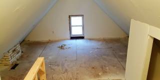 Rare 3-Bed/2-Bath with Large Deck in East Franklinton Arts District - Walkable to Downtown Gallery 35