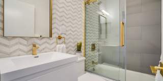 520 Grant Avenue Gallery 7