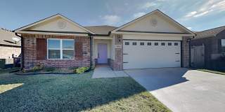Very Nice 3 Bedroom 2 Bath Home in Yukon Schools Gallery 1