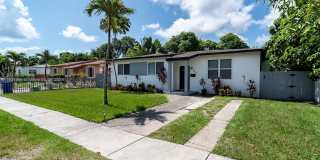 840 Northeast 158th Street Gallery 1