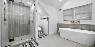 107 Highland Avenue Gallery 17