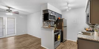 Marine Creek Apartments Gallery 5