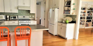 1000 Rambler Road Gallery 12