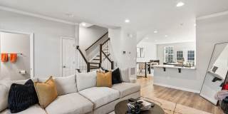 7709 PRESIDENTIAL Parkway Gallery 13