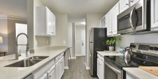 Crestmont at Thornblade Apartments Gallery 1