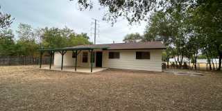 **APPLICATION RECEIVED** *MOVE IN SPECIAL* Tucked Away on a Cul-de-Sac | 3-Bedroom San Antonio Home! Gallery 23