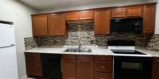 Two Bedroom , Two Bathroom Gallery 4