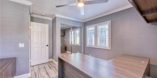 2682 Bungalow Place Gallery 21