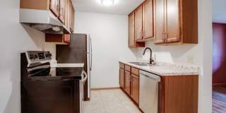 4036 37th Ave. N- Windsor Court Gallery 14