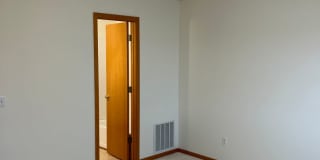 CHARMING 3 BEDROOMS 2 BATH TOWN HOUSE Gallery 13