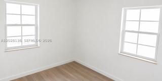 810 NE 3rd Ave Gallery 6