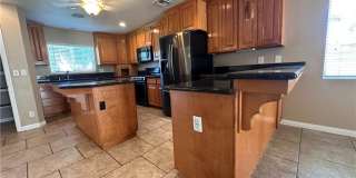 1299 Dogwood Gallery 12