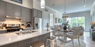 Vickers Roswell Gallery 11